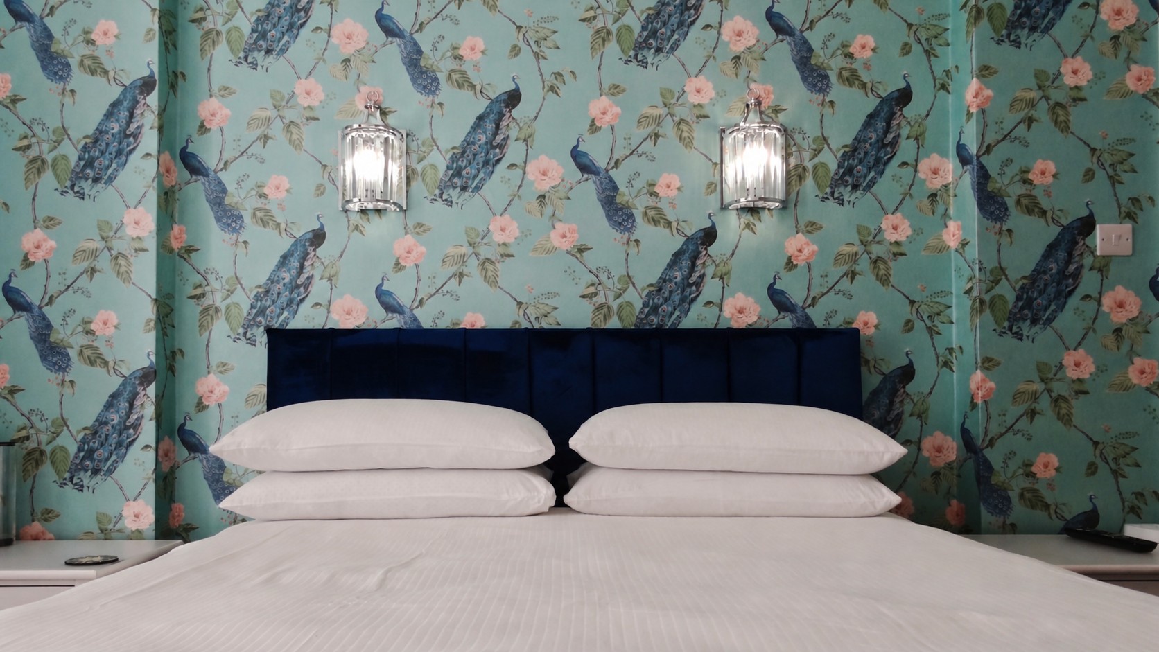 Room 3 — Front-Facing Deluxe King at The Rosedene, Llandudno — photo 6