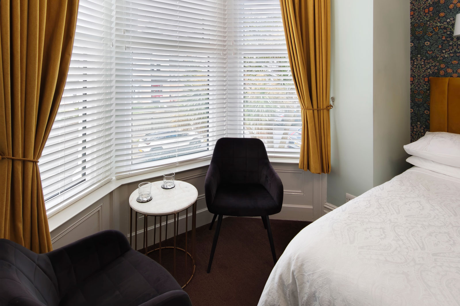 Room 5 — Light-Filled Deluxe Double at The Rosedene, Llandudno — photo 4