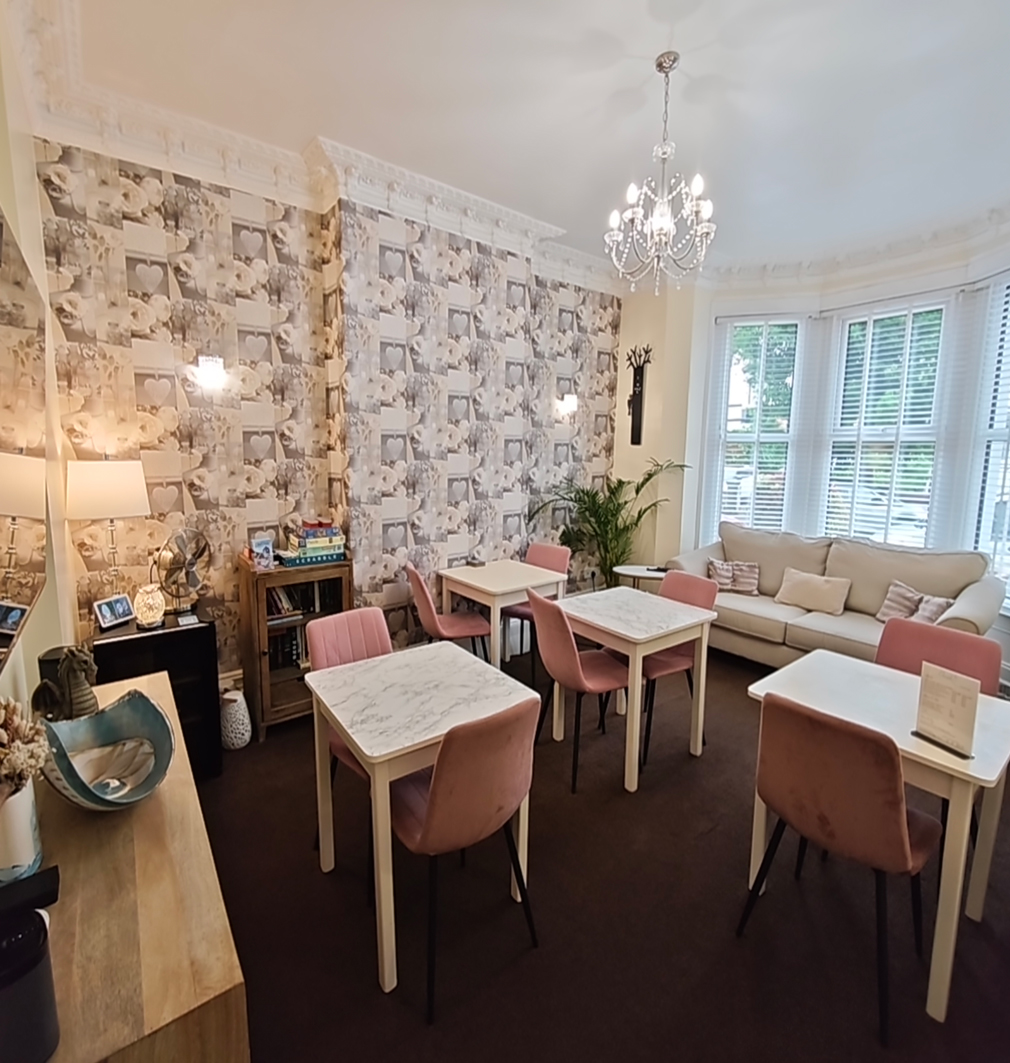 Room 1 — Classic Twin interior