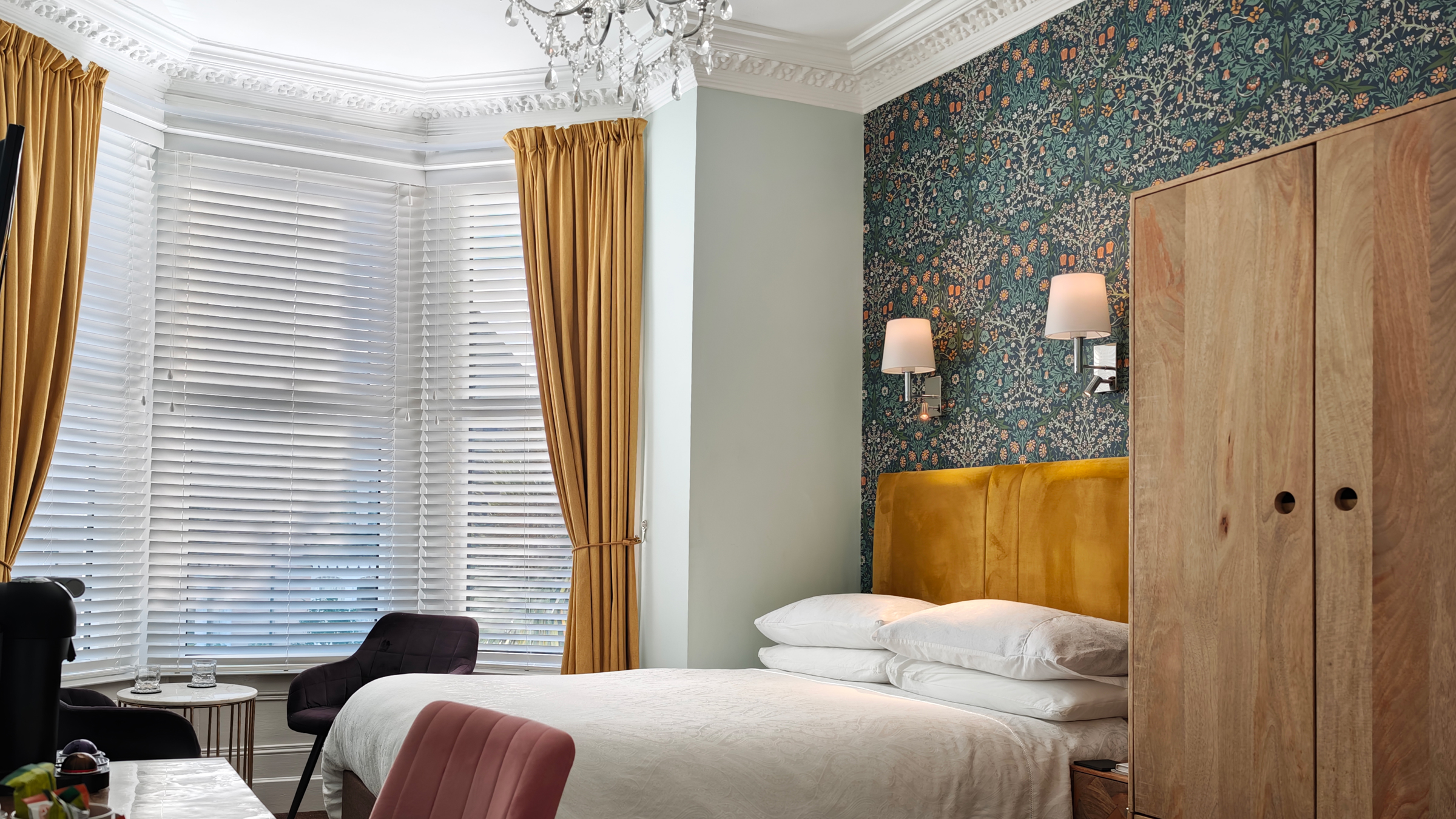 Room 5 — Light-Filled Deluxe Double at The Rosedene, Llandudno — photo 1